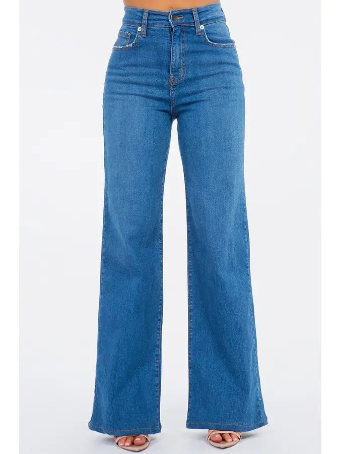 Wide Leg Jean in Medium Blue Denim
