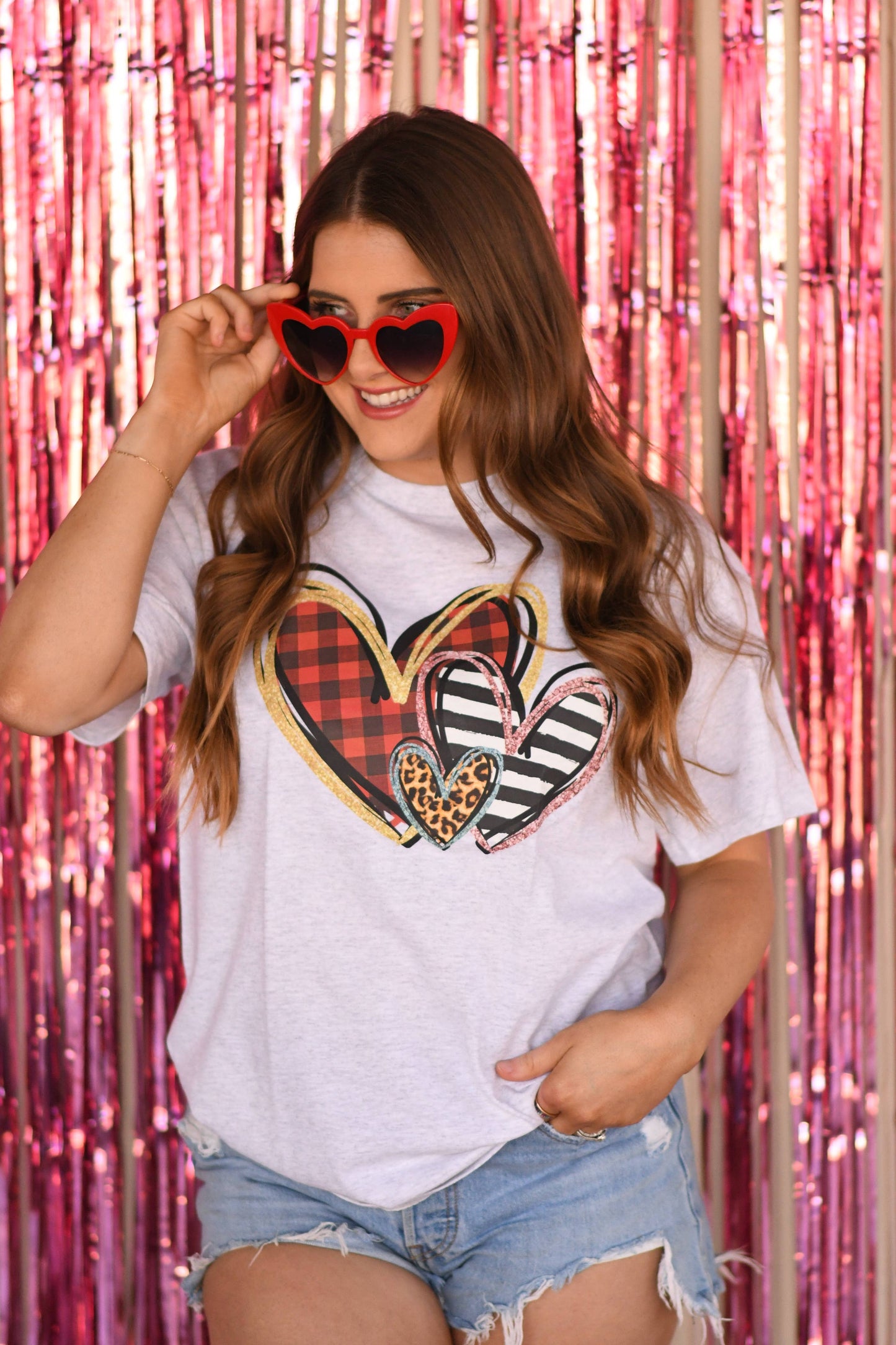 Love Hearts Tee: Ash/Small