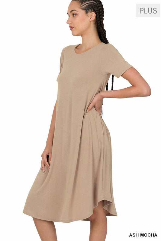 Plus Short Sleeve Round Neck Knee Length Dress